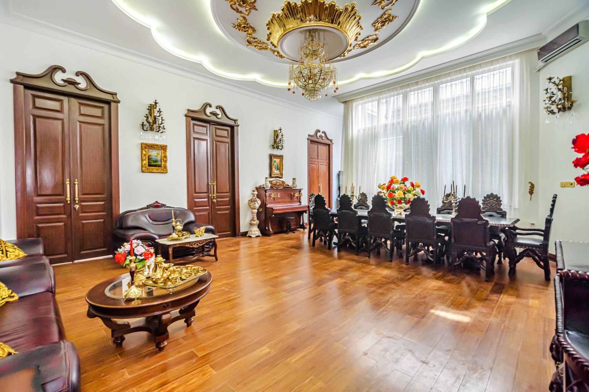 Sera Hotel 바쿠 외부 사진